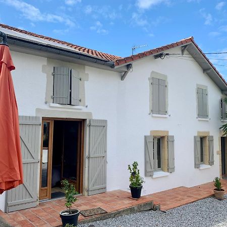 Chez Mima Apartment Samadet Екстериор снимка